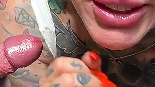 Amazing Threesome!! Double Penetration and Mega Cumshot!