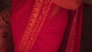 Pankhuri Kunal New Videos in Hotel Room