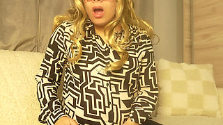 Giantess Stepsister Swallows Him the Potion Wears off