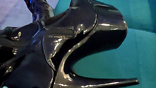 You’re Obsessed with My Boots and My Tights - Mistress Julia.