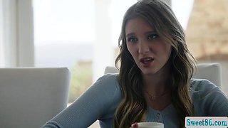 Sitting on my MILF friends face while fingering her