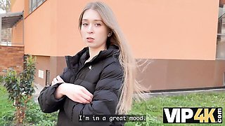 Freely Stanley Johnson - hot blonde porn - VIP 4K