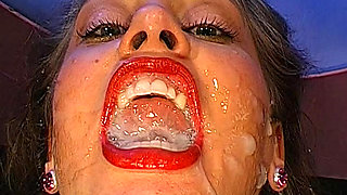 Ggg John Thompson Shows Horny Women with Hot Assholes