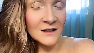 Hot Busty Webcam Babe Masturbate Solo