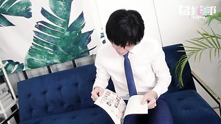 Flirtatious bimbo's fetish movie