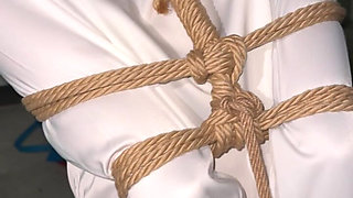 Outdoor Staircase Straight Arm Untie Challenge