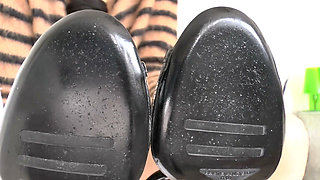 High Heel Sole Care and Sniffing Sweet-smelling Feet! Lady Victoria Valente