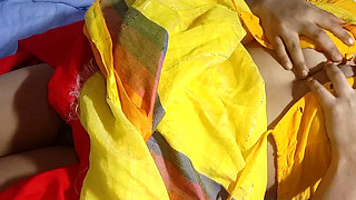 Kolkata Boudi Gets Pussy Fingered and Real Hard Pounding and Moaning Like Whore