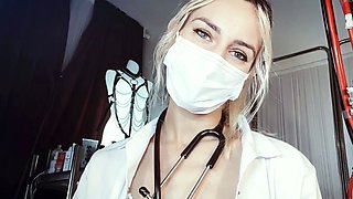 amateur blonde solo webcam