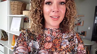 Lustful bimbo emotional porn scene