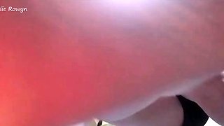 Ellie-Rowyn - Giantess Dirty Feet Cleaning FemDom