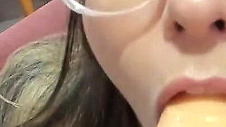 Deep Blowjob of a Very Horny Pregnant Woman