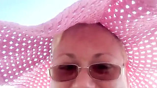 Putarankahotmilf Naked Beach Webcam - Peeing Outdoor & Golden Shower Close-Up