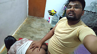 Devar aaur bhabhi night sex video Hindi - hot big pussy fuck devar devar man - desi Village old man and desi bhabhi romantic sex.