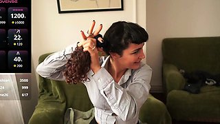 Young amateur teen in solo masturbation getting kinky