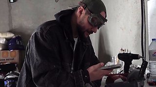 Fisting In The Ass - Bella Grey And Bella Gray