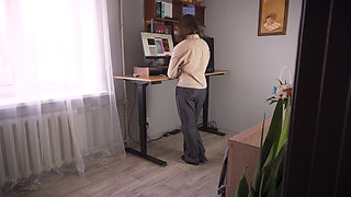 Coworkers Pants Fall Down at Work Enf Disaster