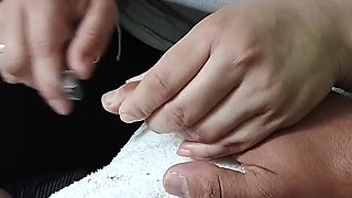 I Can't Oppose Touching the Manicurist's Tits