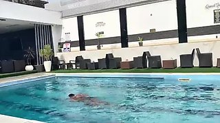 Spicy The Nigerian Pornstar Fucks A Fan She Met At The Swimming Pool