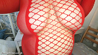 KINKY BBW HOTWIFE IN TEMPTING FISHNET BODY STOCKING