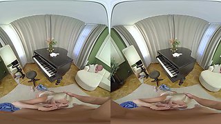Piano Lessons - Sunflower Doll(4K)60fps - Sunflower doll