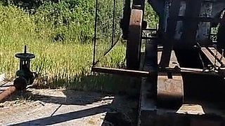 Outdoor Nudity: Oil Industry