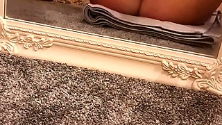 Sexy hottie Anetta Keys enjoys a solo toy masturbation