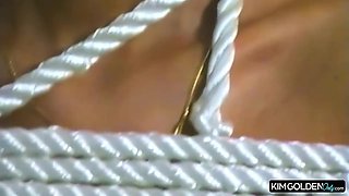 Justa Dream - Gefesselte Blondine In Wilder Bondage-session