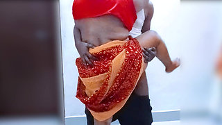 Viral Desi Step Brother and Step Sister Found an Empty House and They Fucked