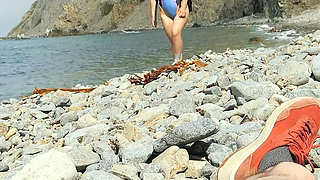 153 Public Beach Encounter: Stranger in Blue Bodysuit Gives a Blowjob and Handjob