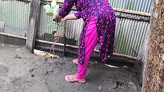 Desi Sister Caught Peeing in Bathroom - Tight Pussy Fuck & Anal Action - SAFI TV