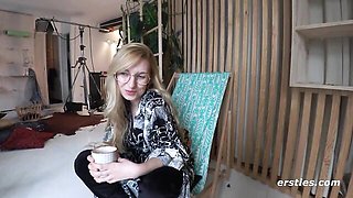 Four Curious Women Break the Ice With a Double Dildo