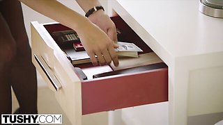 Xander and Ally's anal smut