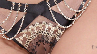 A Brand New Girl for a Brand New Year Featuring Essie Got Back with Brian Omally