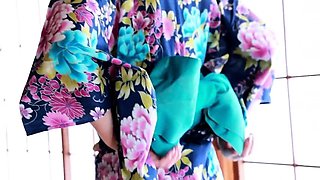 We Love Amateur Asian College Teens in Dorm pt 1