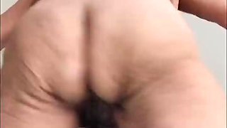 Grannie Wrinkly Nude Rump and Hips Vid Compilation