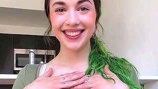 Bailey Eilish Fucks Herself Deep With Glass Dildo Onlyfans