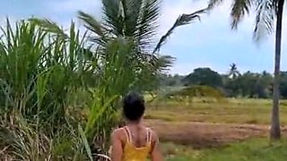 Indian Famous Model Doing Sex In Highway Running Car