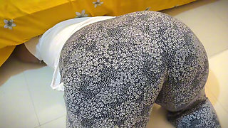 Big Ass Curvy Muslim Hot Stepmom Stuck Under Bed Then She Want Anal Fuck From Me! Episode-1