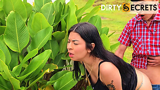 I FUCK MY GIRLFRIEND'S ASS OUTDOORS UNTIL I CUM ON HER FACE.
