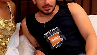 Indian Wife Stopped Husband From Going to Duty on the Pretext of Sex and Had Hardcore Sex and Also Sucked the Penis (hindi Audio