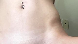 Cute amateur webcam teen girl toying pussy on webcam