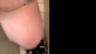 Shower Sucking Dick