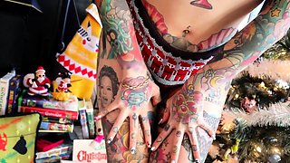 Close Up And Cumshot