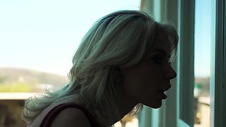 Horny Babe Beverly Hillson Eagerly Sucks And Rides A BBC