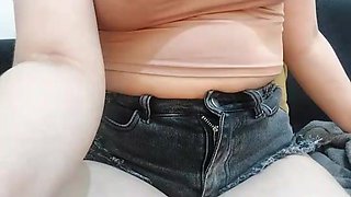 Voluptuous beauty shares intimate solo pleasure with elegant pantyhose