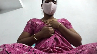India Bhabhi is a great sex video like that.