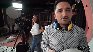 Sizzling Kitchen Magic with Scott Trainor’s Steamy Encounter