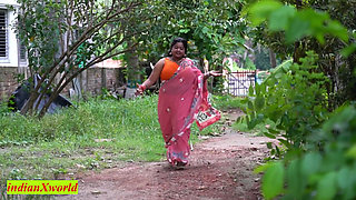 Nri Wife Looking Someone Trustable and Good Fucker! Village Wife Romantic Sex
