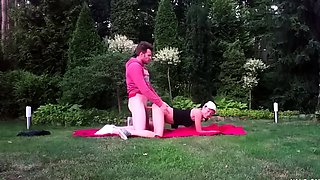 Summer Squirt A Fountain of Orgasms for this Sexy Milf